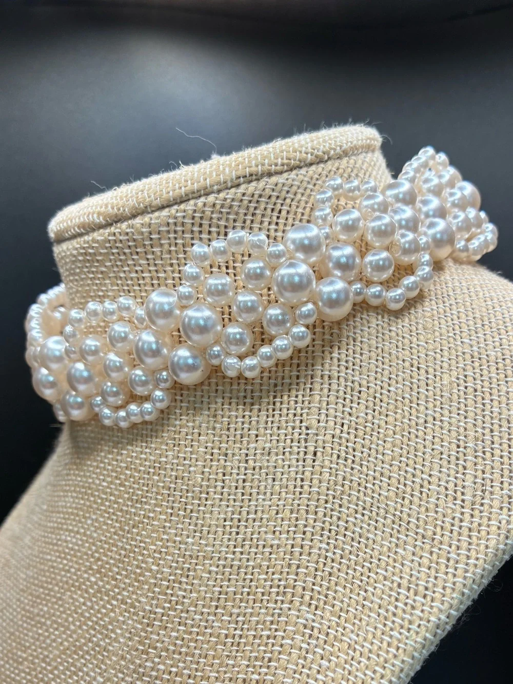 Vintage Faux Pearl Cluster Choker Necklace - Ivory Pearls with Gold Chain
